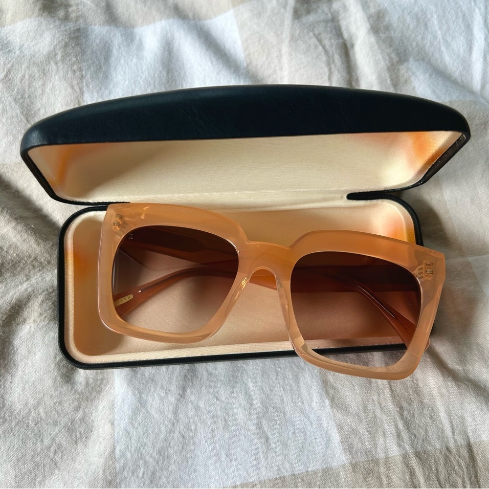 Raen “Vine” Papaya acetate sunglasses EUC